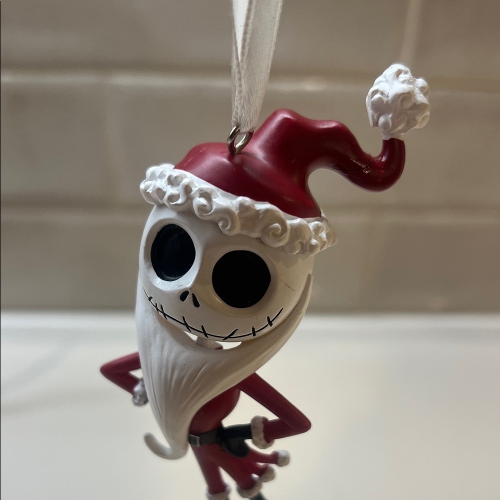 Disney Hallmark Festive Nightmare Before Christmas. Jack Skellington Ornament - Picture 4 of 5